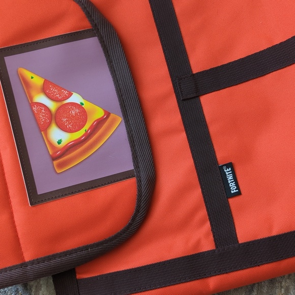 Fortnite Special Delivery Back Bling backpack - Picture 2 of 6